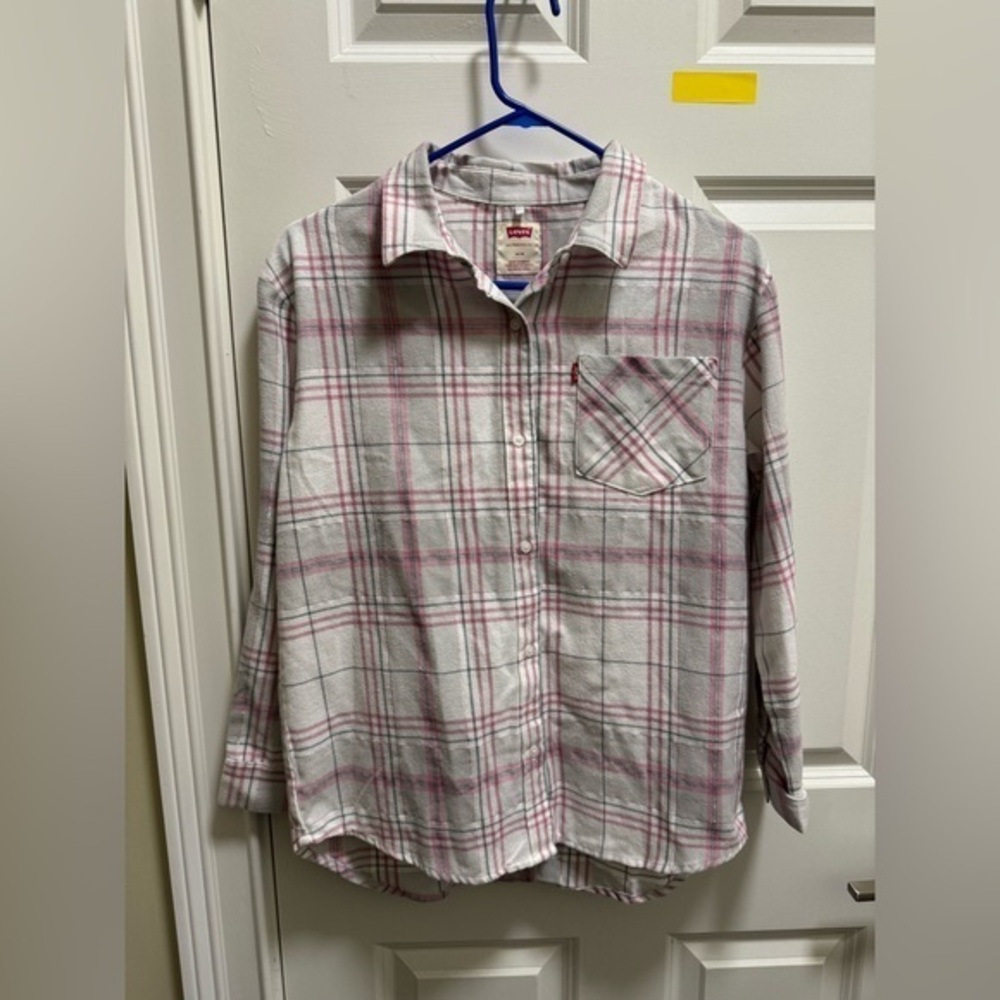 Youth Girls 14/16 Levi’s Flannel Shirt
